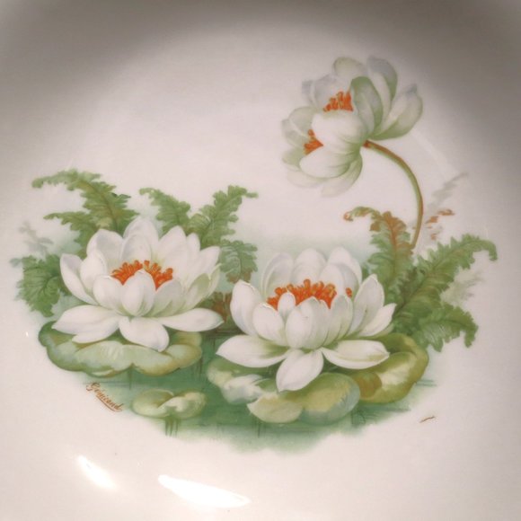 Vegetable Serving Bowl White Water Lilies 8.5 in Germany Signed Genicond - Picture 2 of 8